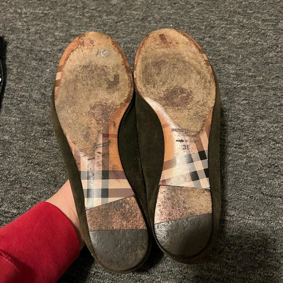 Burberry Olive Suede Ballet Flats, size 38 - Picture 6 of 9